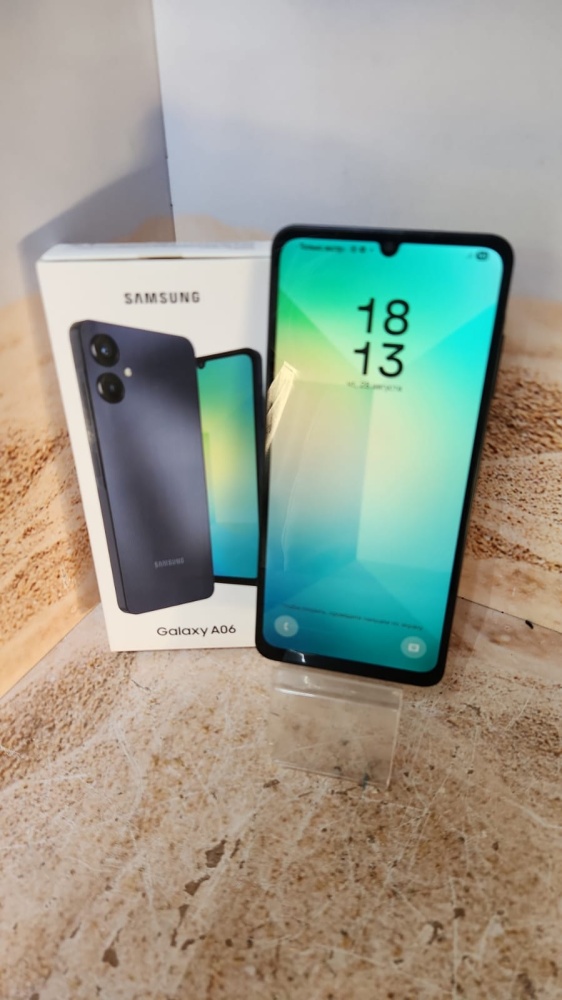 Смартфон Samsung A06  4/64 гб