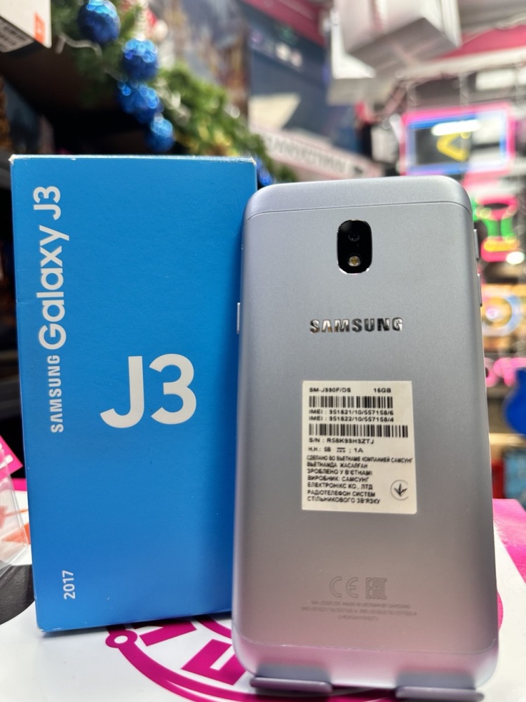 Смартфон Samsung J3 2017 2\16