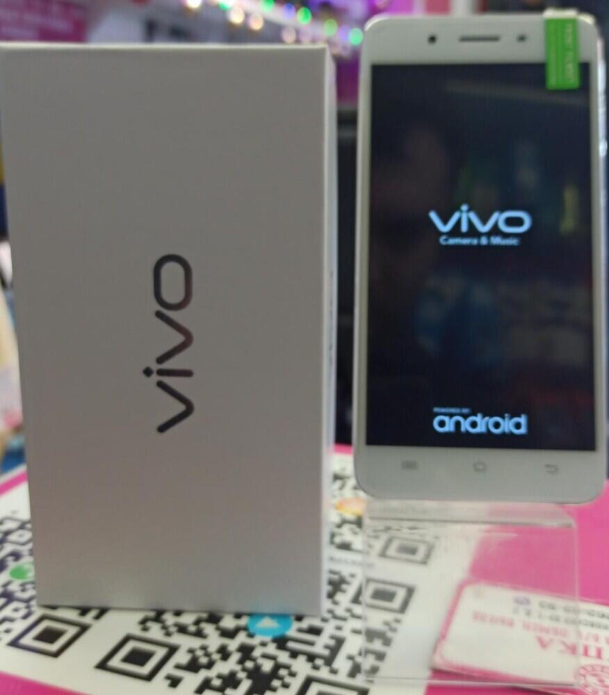 Смартфон Vivo Y55 4-64