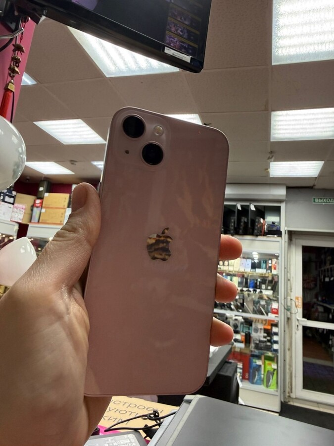 Смартфон iPhone 13 128 Gb