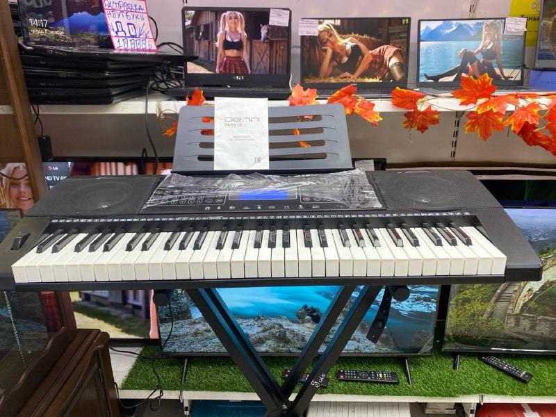 Синтезатор Denn dek612