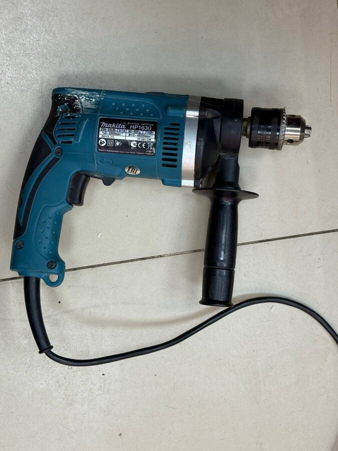Дрель Makita  hp1630