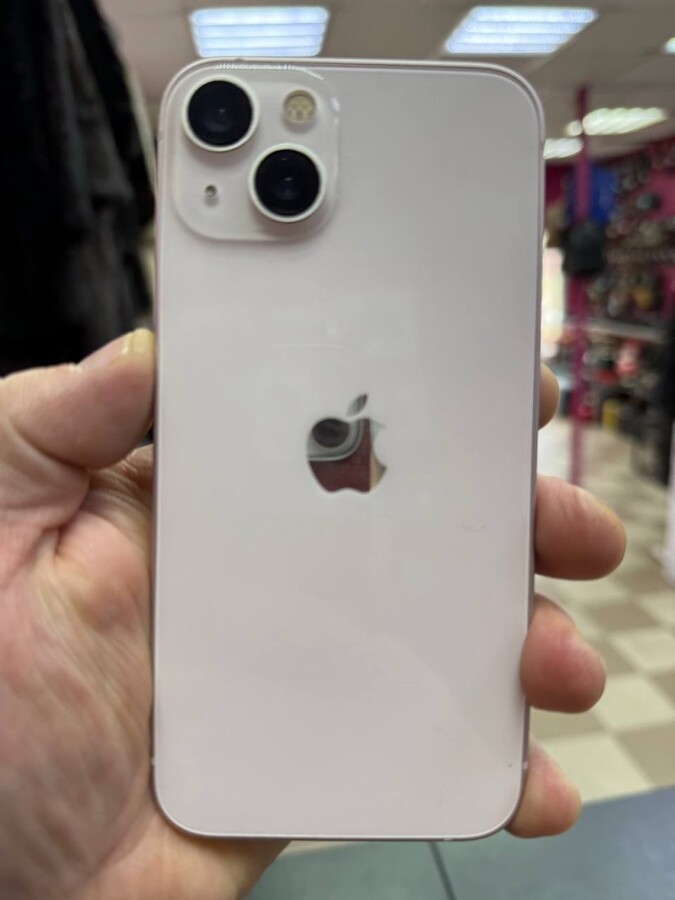 Смартфон iPhone 13 128 Gb