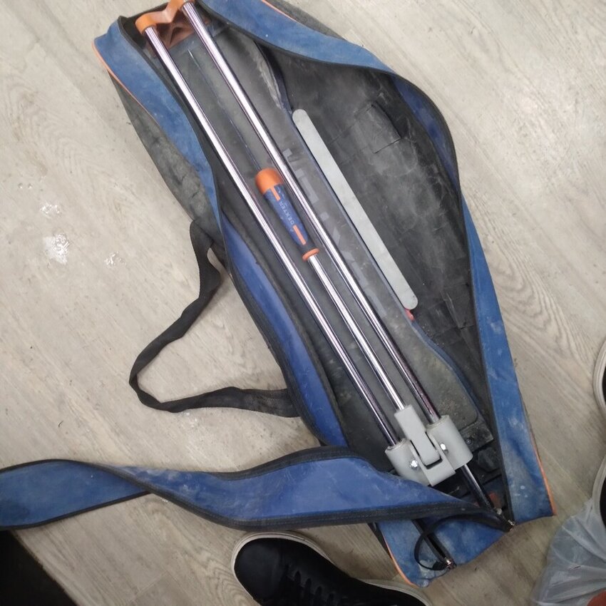 Плиткорез Dxetor