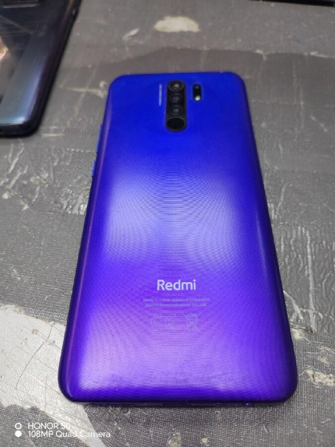 Смартфон Xiaomi Redmi 9