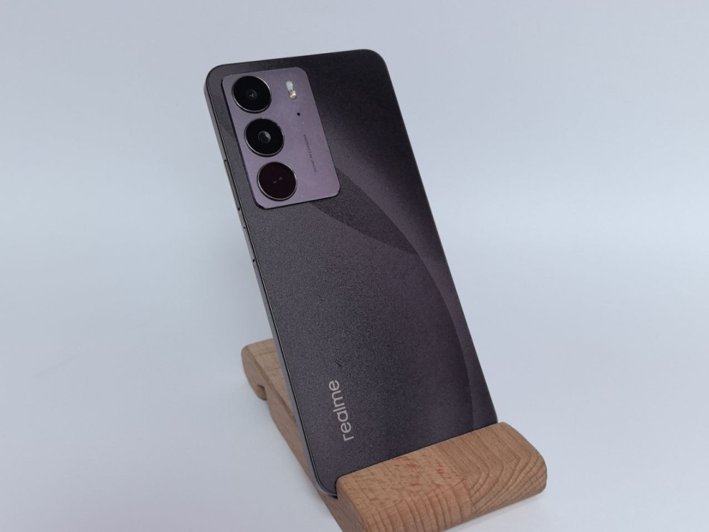 Смартфон Realme C75 8\256