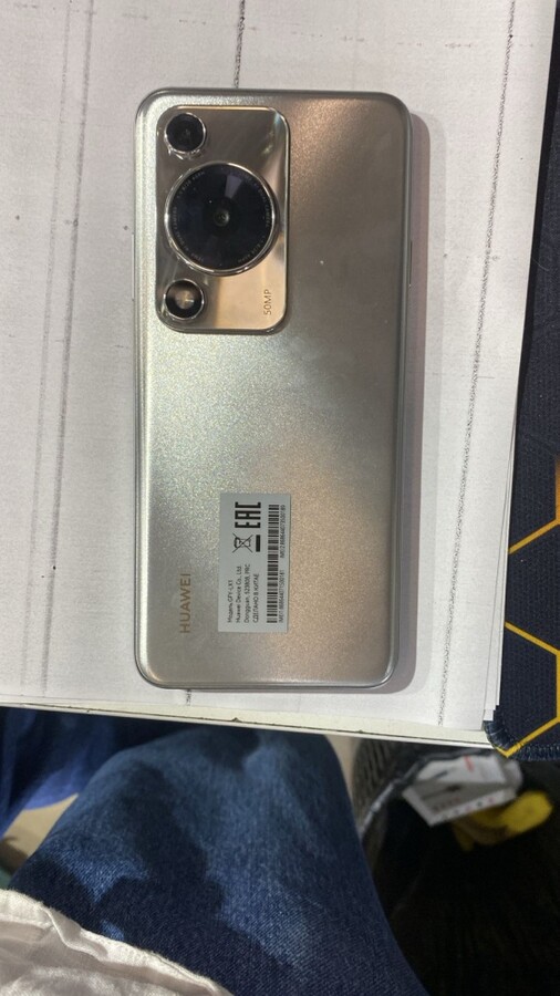 Смартфон Huawei Nova Y63 4\128