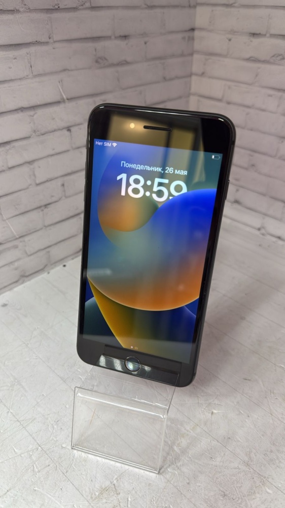 Смартфон iPhone 8+ 64 Gb
