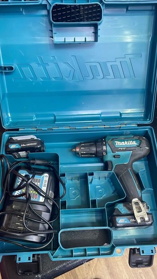 Шуруповерт Makita DF333D