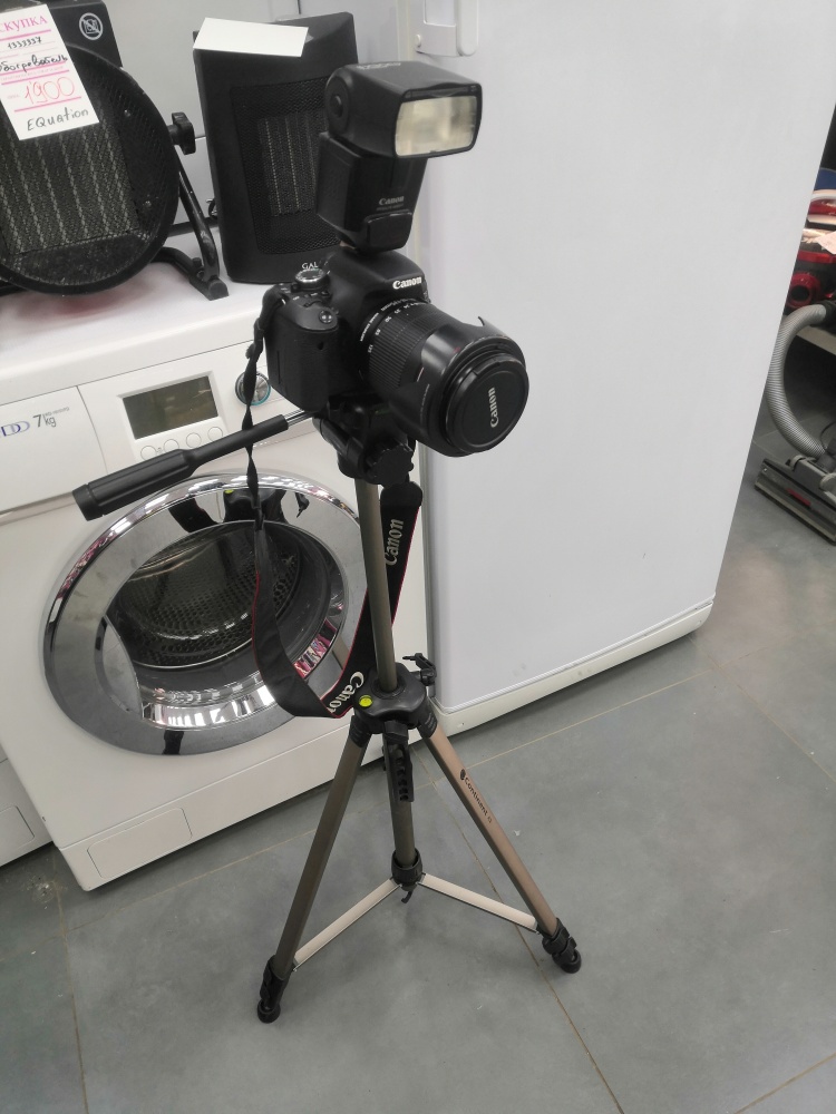 Фотоаппарат Canon EOS 600D