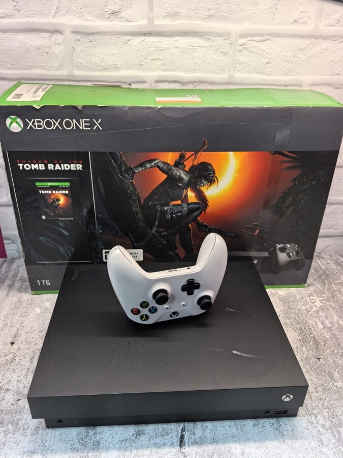 Игровая приставка XBOX ONE X 1TB