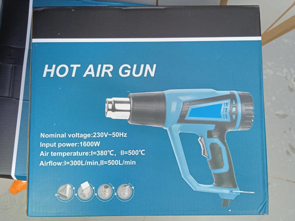 Фен строительный 1600Вт, 2 режима, 4 насадки