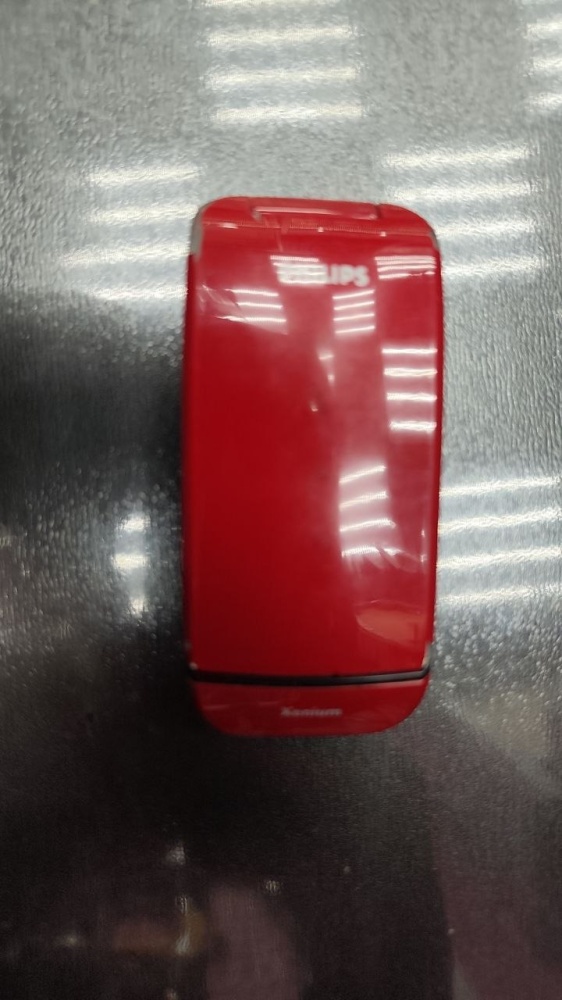 Мобильный телефон Philips