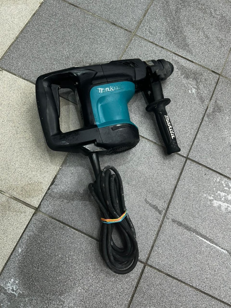 Перфоратор makita hr3299c