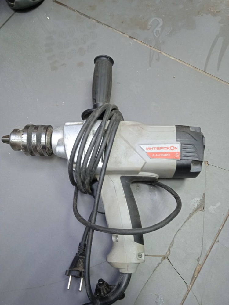 Дрель силовая Интерскол  Д-16/1050З2