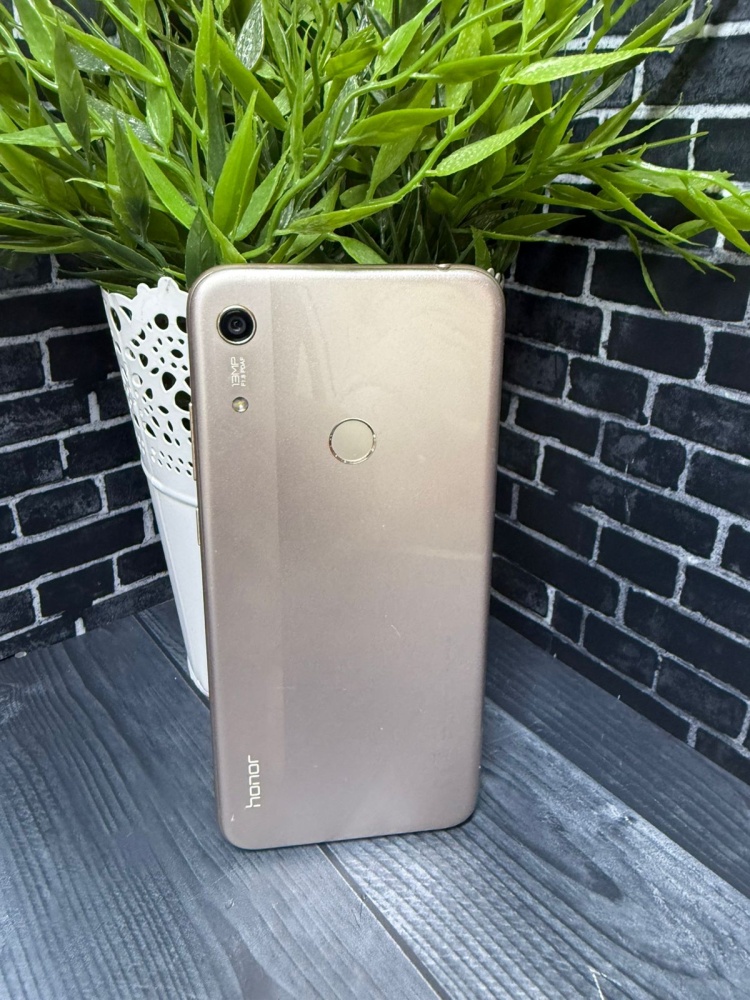 Смартфон Honor 8A 2-32