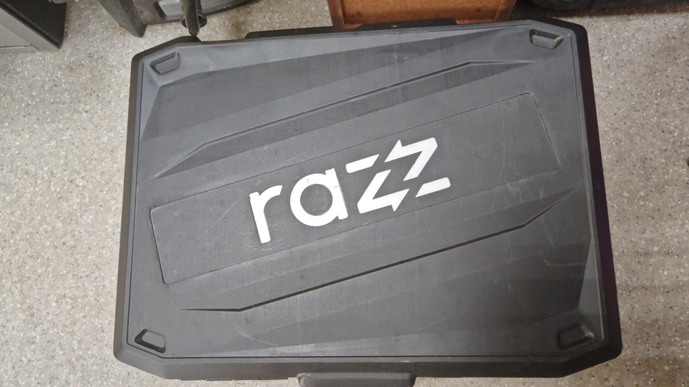 Перфоратор Razz