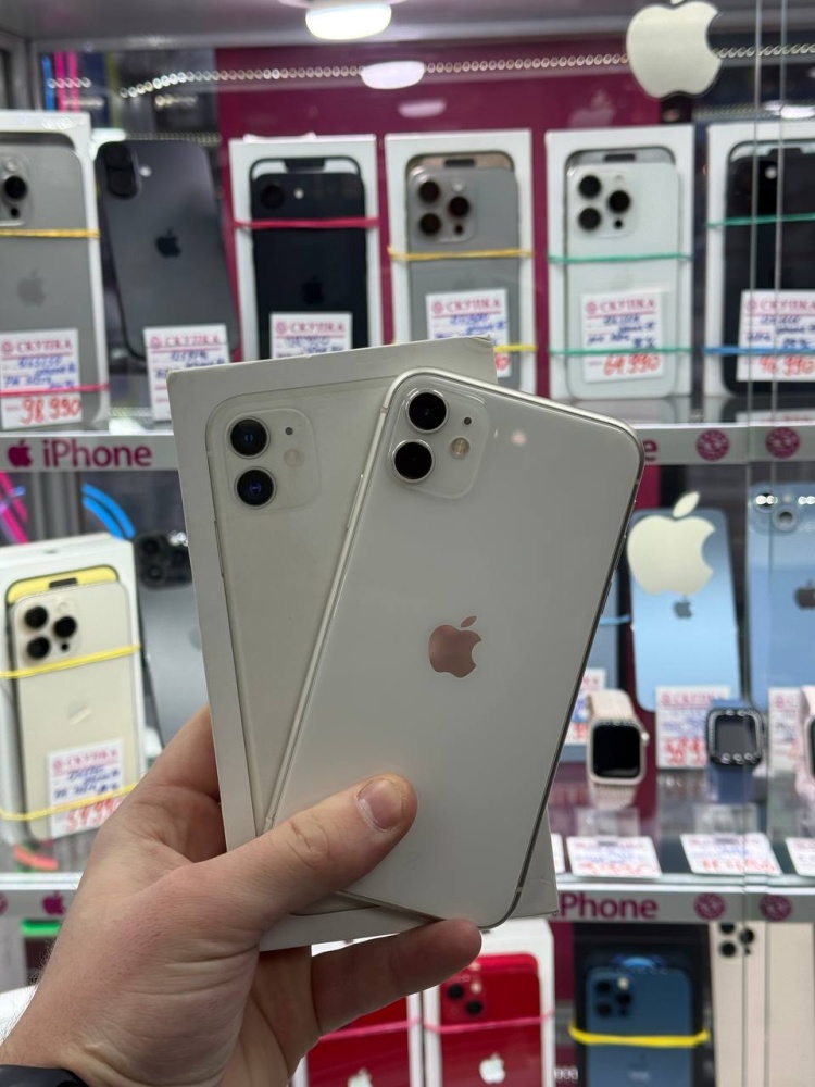 Смартфон iPhone 11 128 Gb