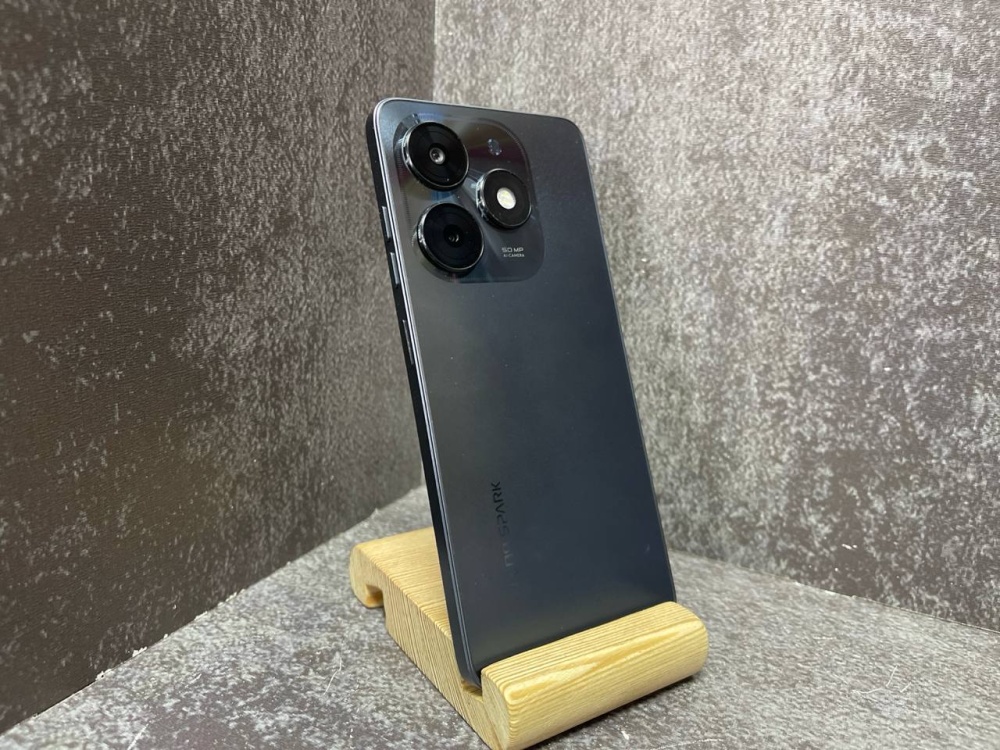 Мобильный телефон Tecno Spark 20c 4/128
