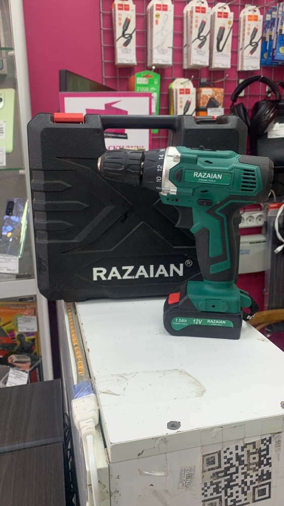 Шуруповерт Razaian