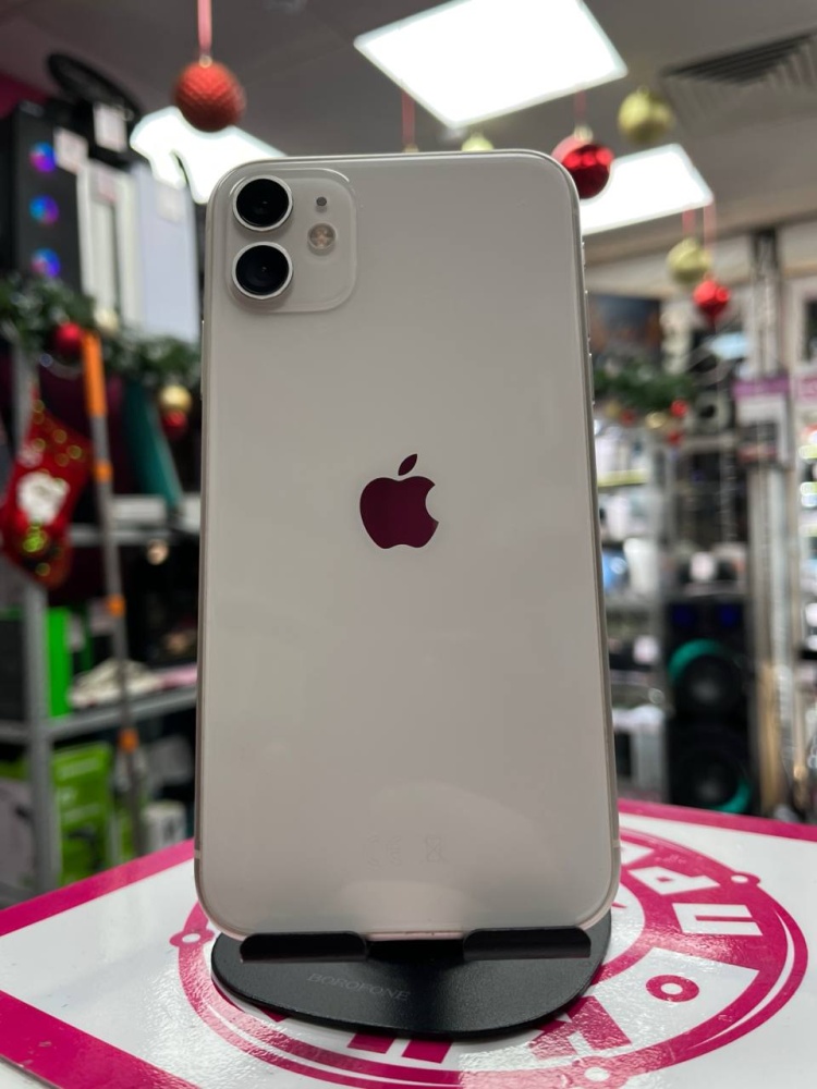 Смартфон iPhone 11 64Gb 73%