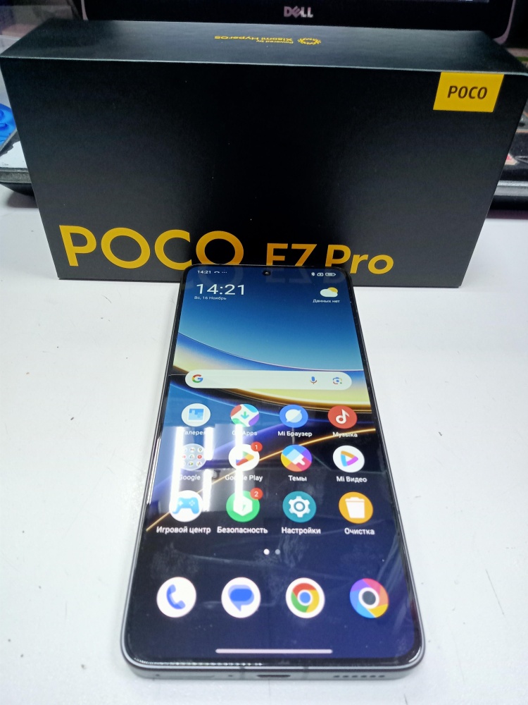 Смартфон Xiaomi Poco F7 PRO
