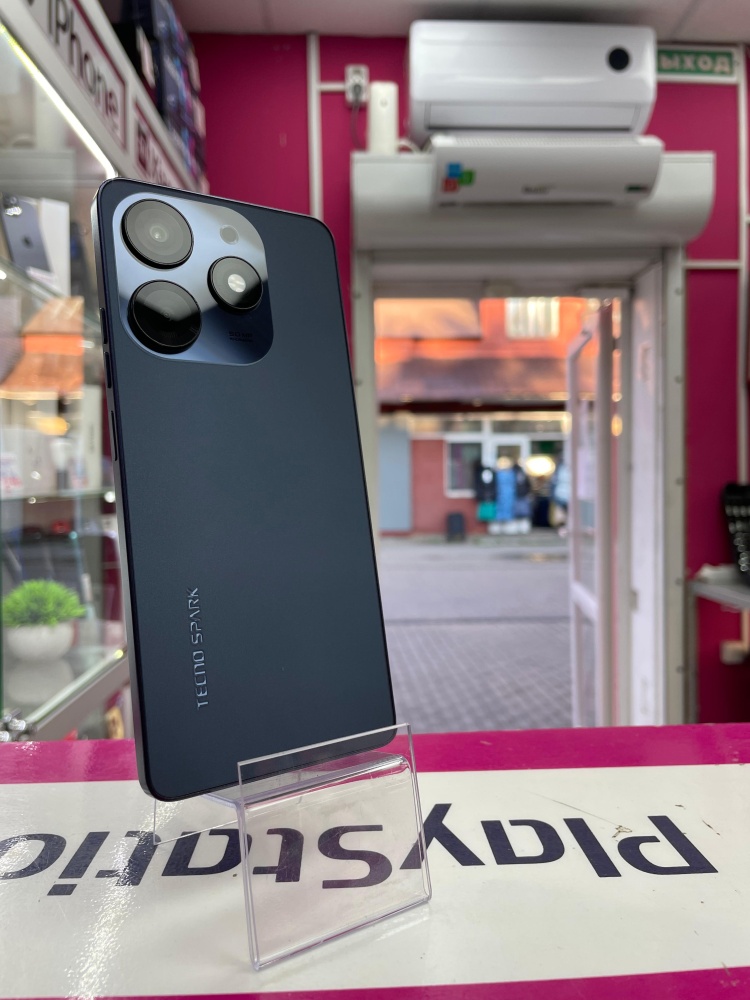 Мобильный телефон Tecno Spark 10 Pro 4/128