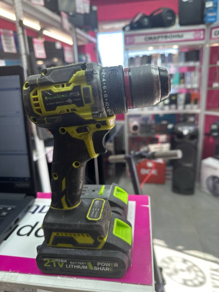 Шуруповерт