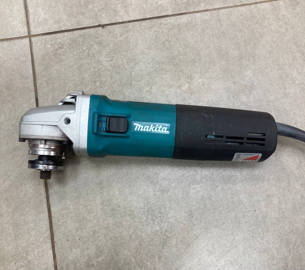 УШМ (Болгарка) MAKITA