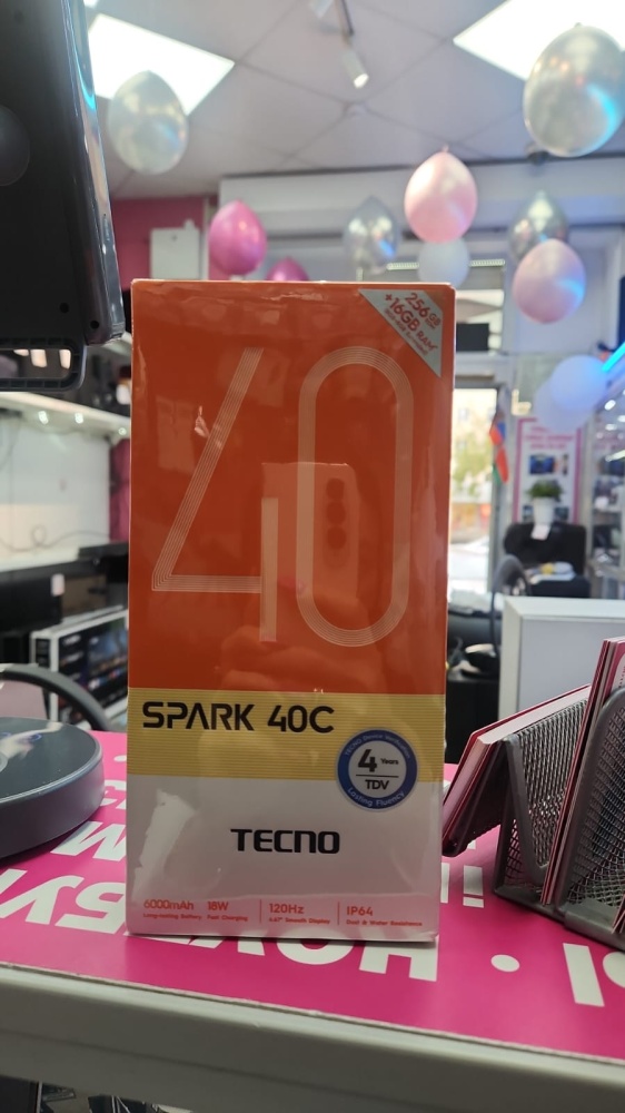 Мобильный телефон Tecno 40С 8-256