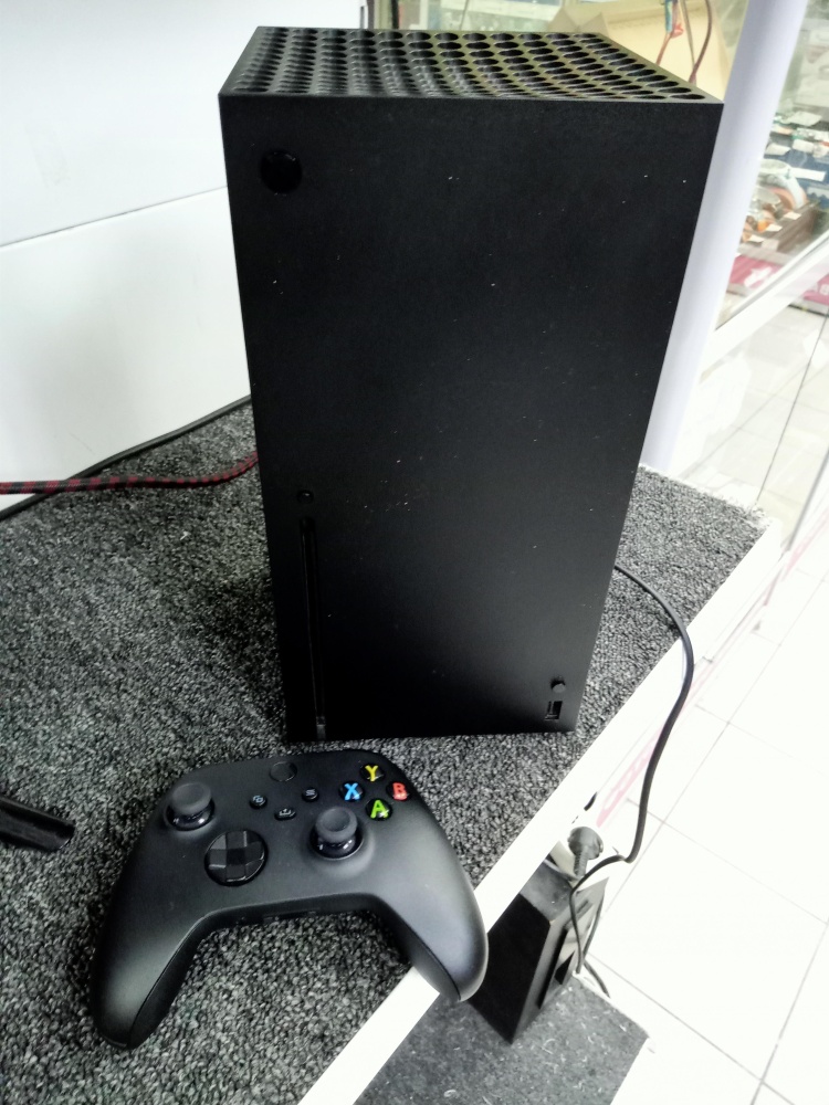 Игровая приставка XBOX Series X
