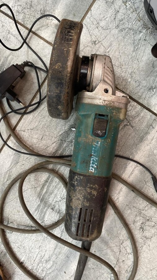 УШМ (Болгарка) makita