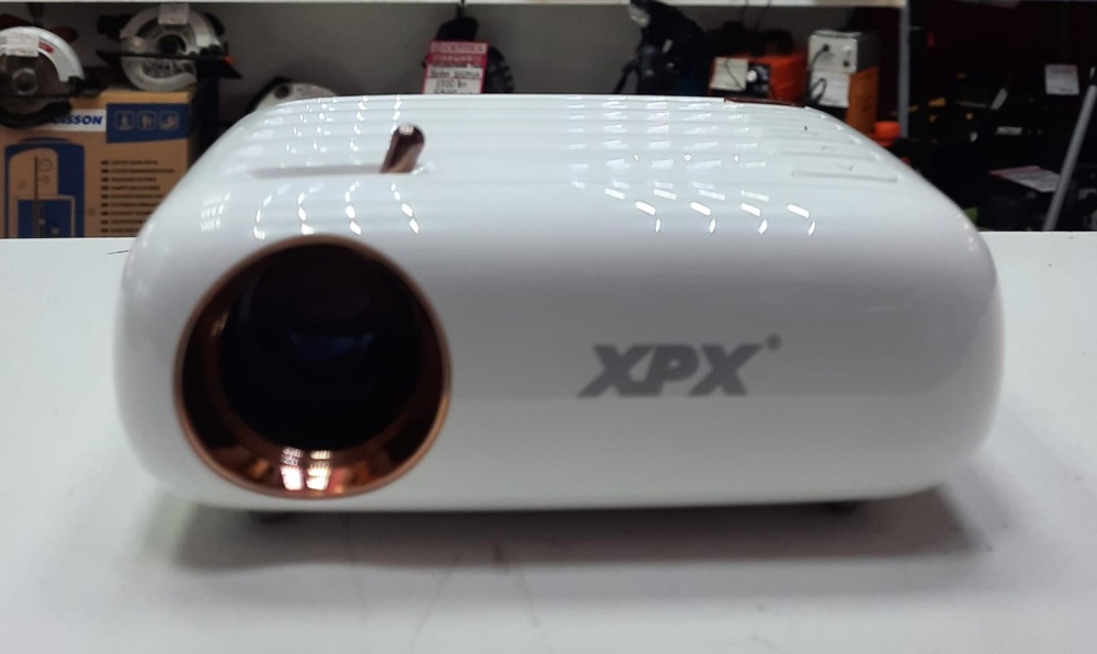 Проектор XPX V1