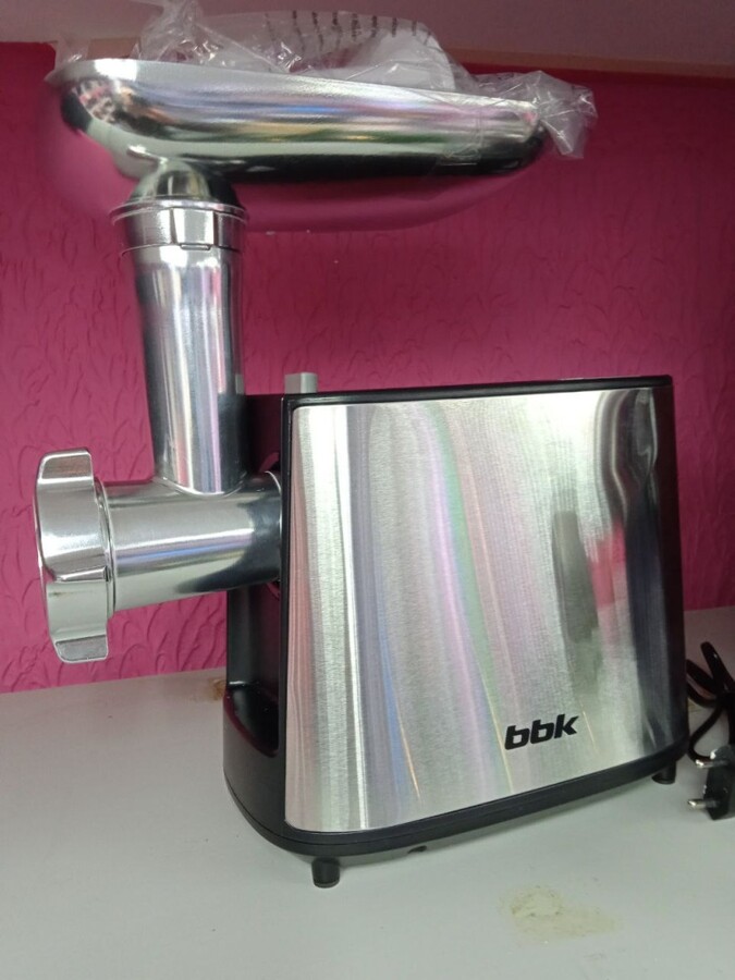 /Мясорубка BBK MG1801
