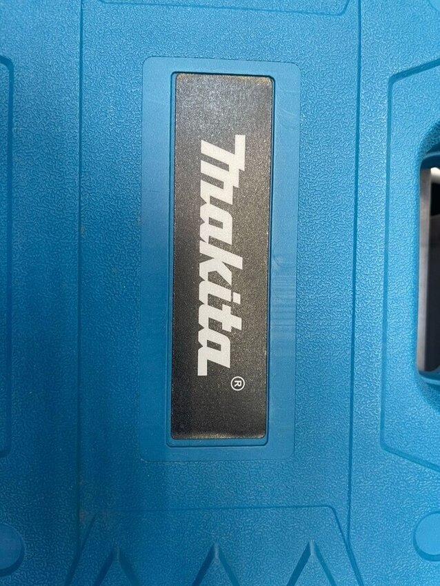 Перфоратор Акумуляторный Mkita