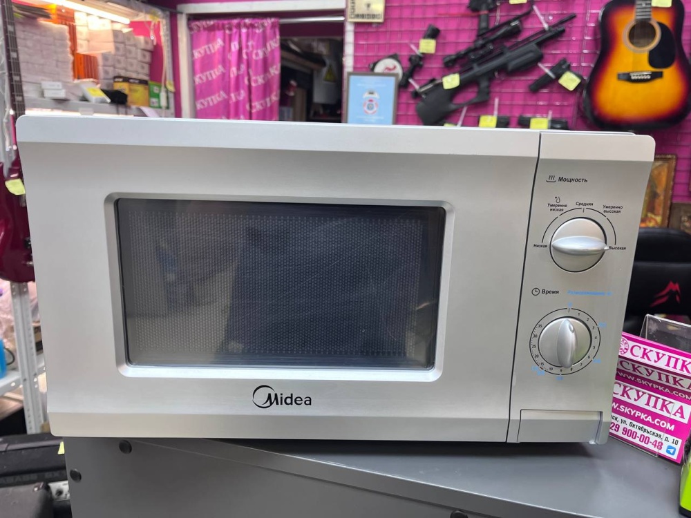 Микроволновая печь Midea mm720cpi-s