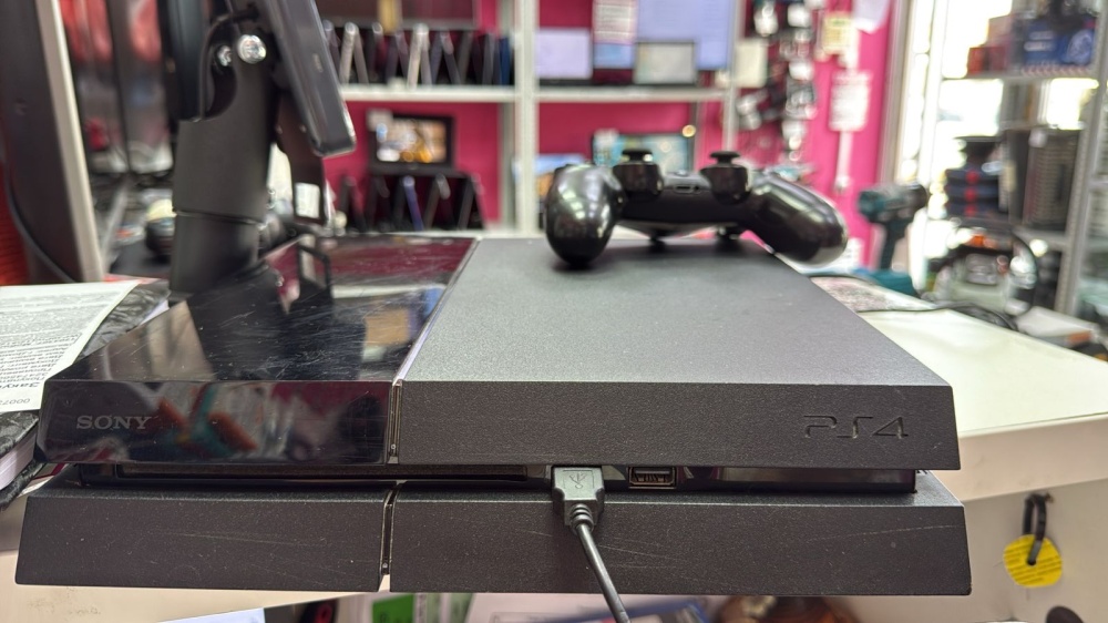 Игровая приставка Sony PlayStation 4 fat