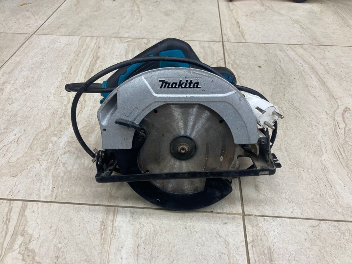 Циркулярная пила makita hs7000