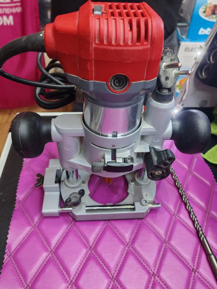 Фрезер VORTEX MM 5013-1 E