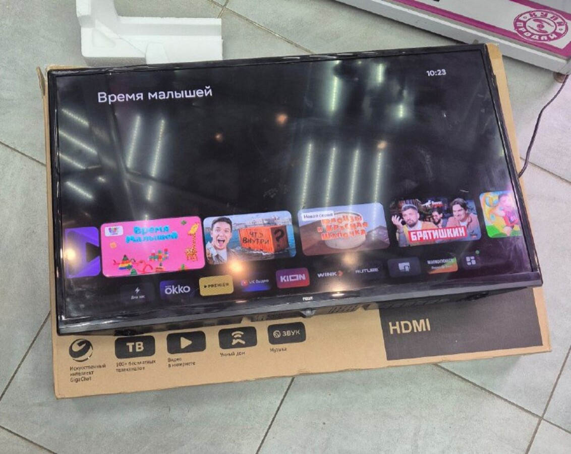 Телевизор Razz 32