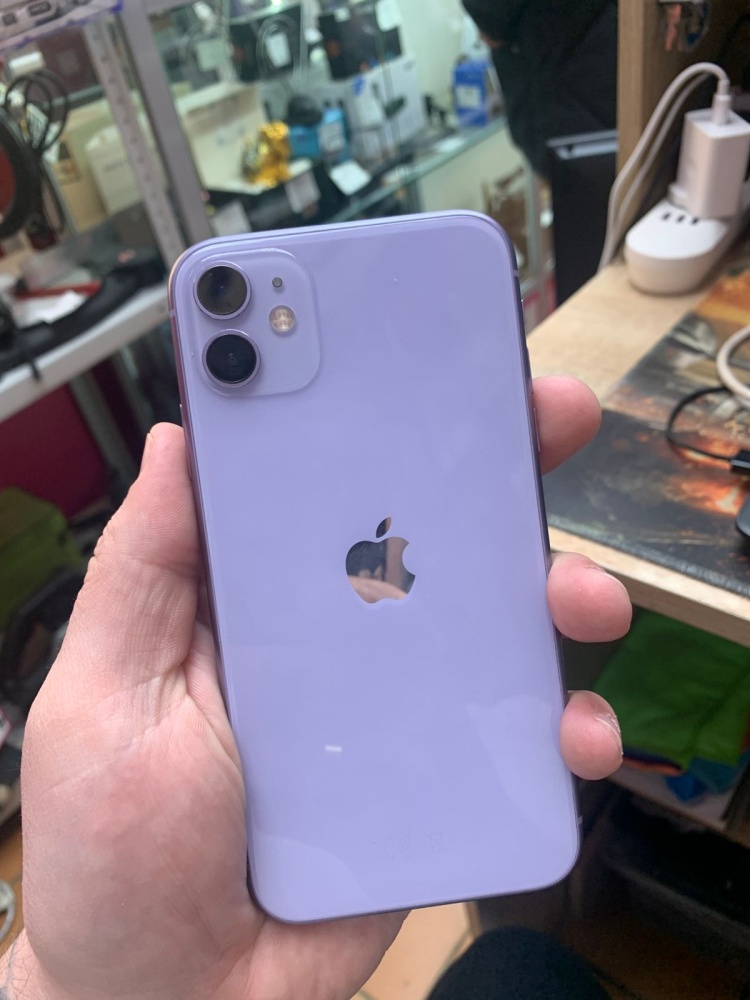 Смартфон iPhone 11 64Gb