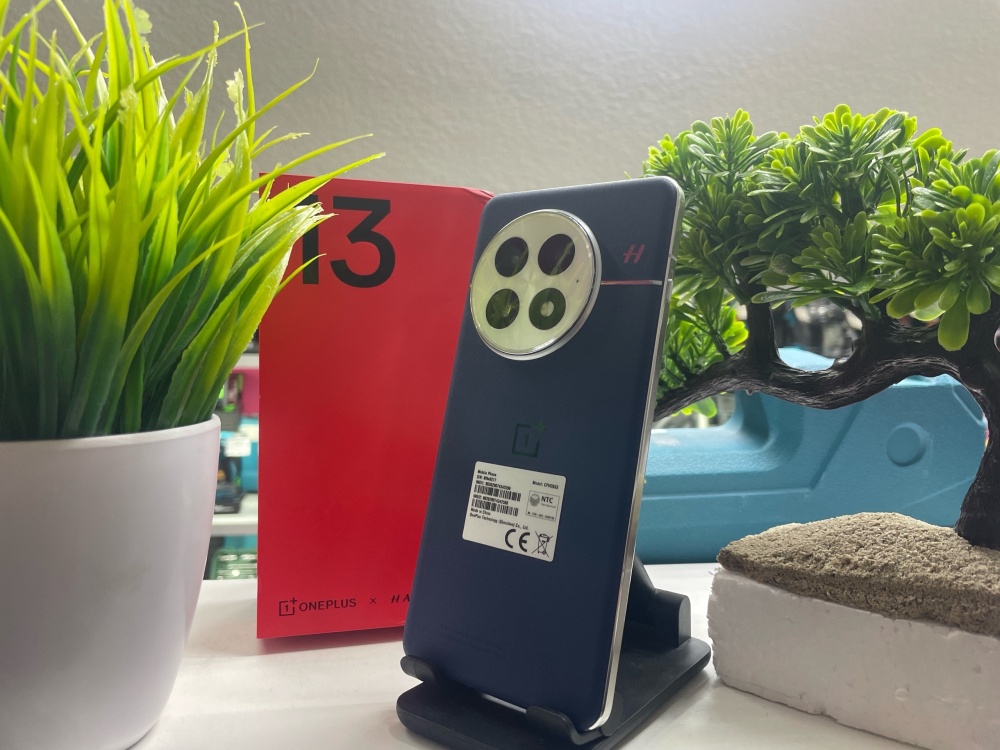 Смартфон OnePlus 13 16/512Gb