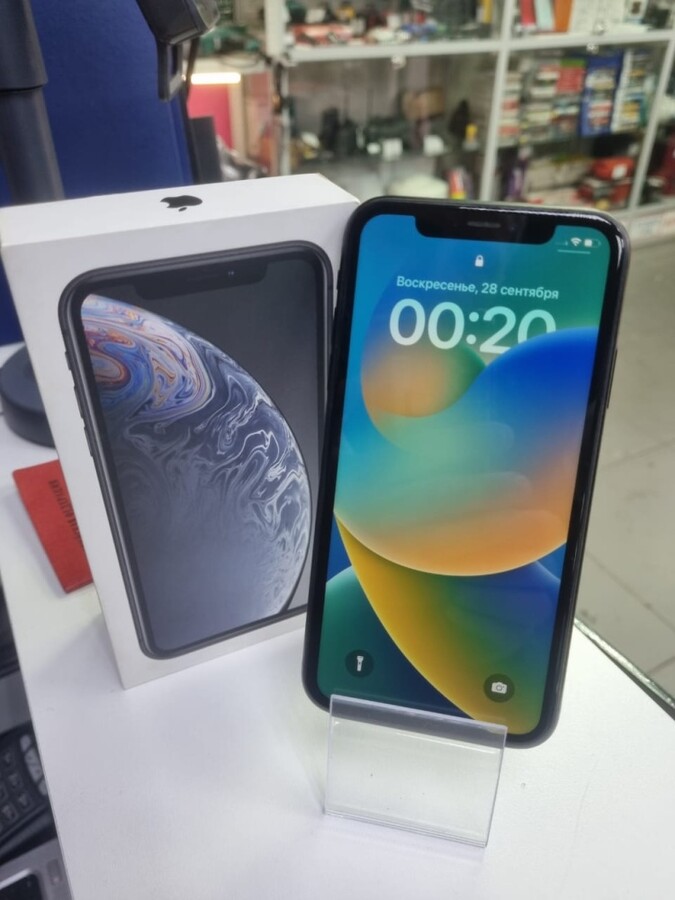 Смартфон iPhone XR 64 Gb