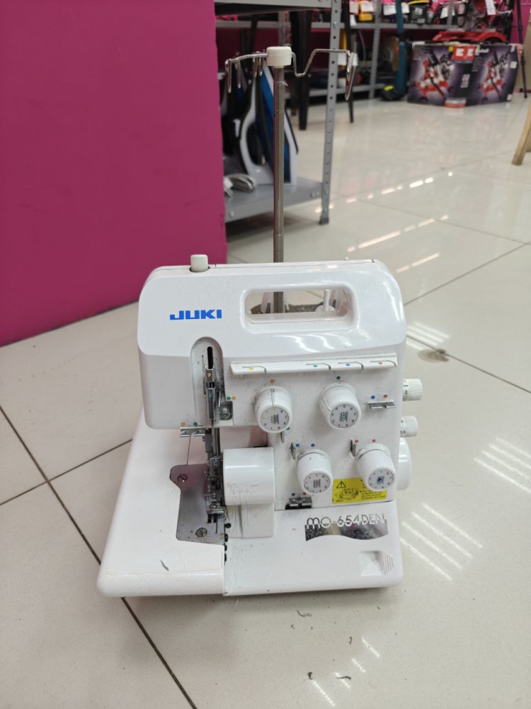Оверлок JUKI MO-654DEN