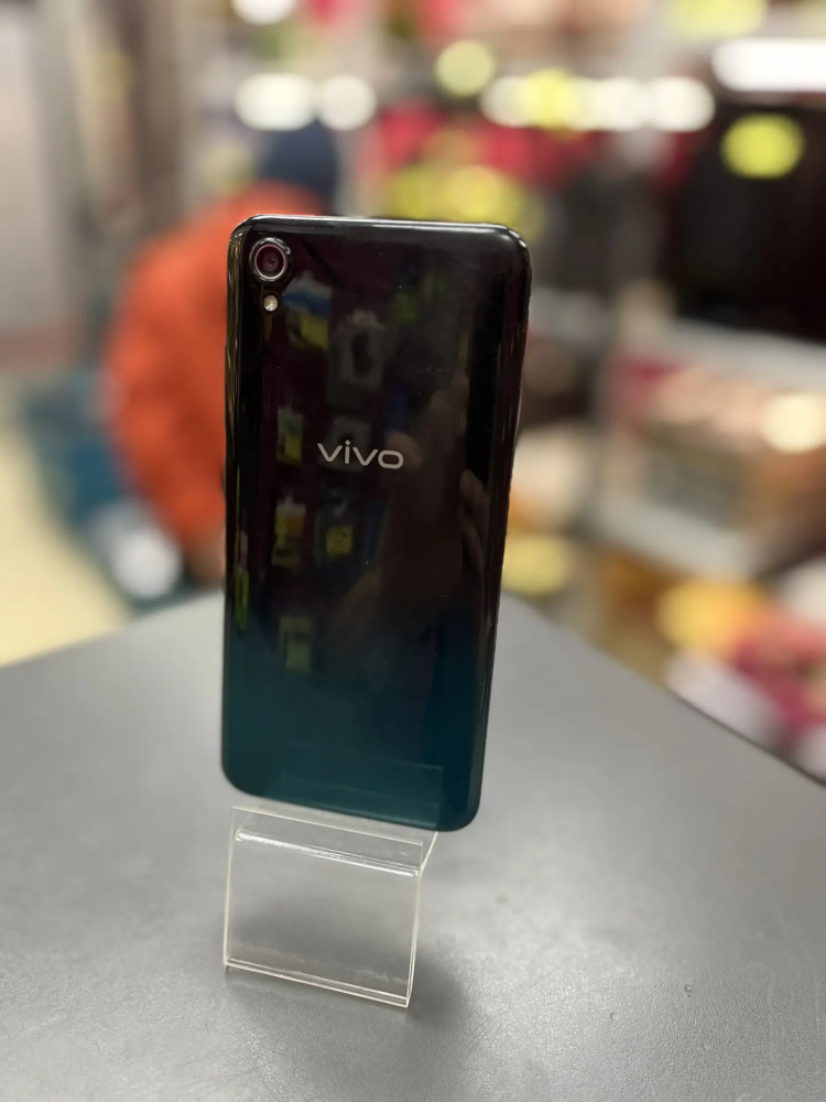 Смартфон Vivo 1820 2/32