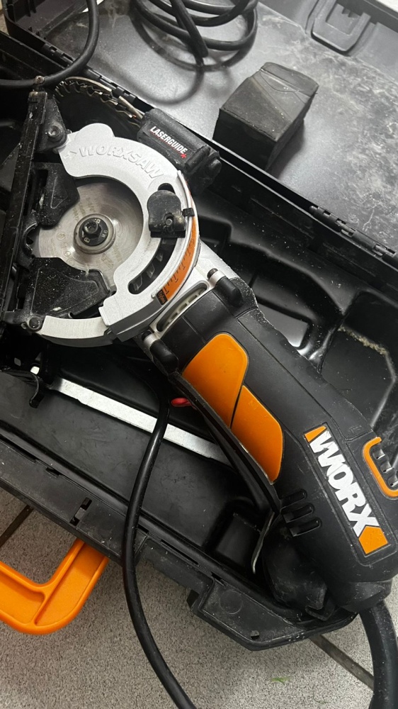 Циркулярная пила  worx wx426
