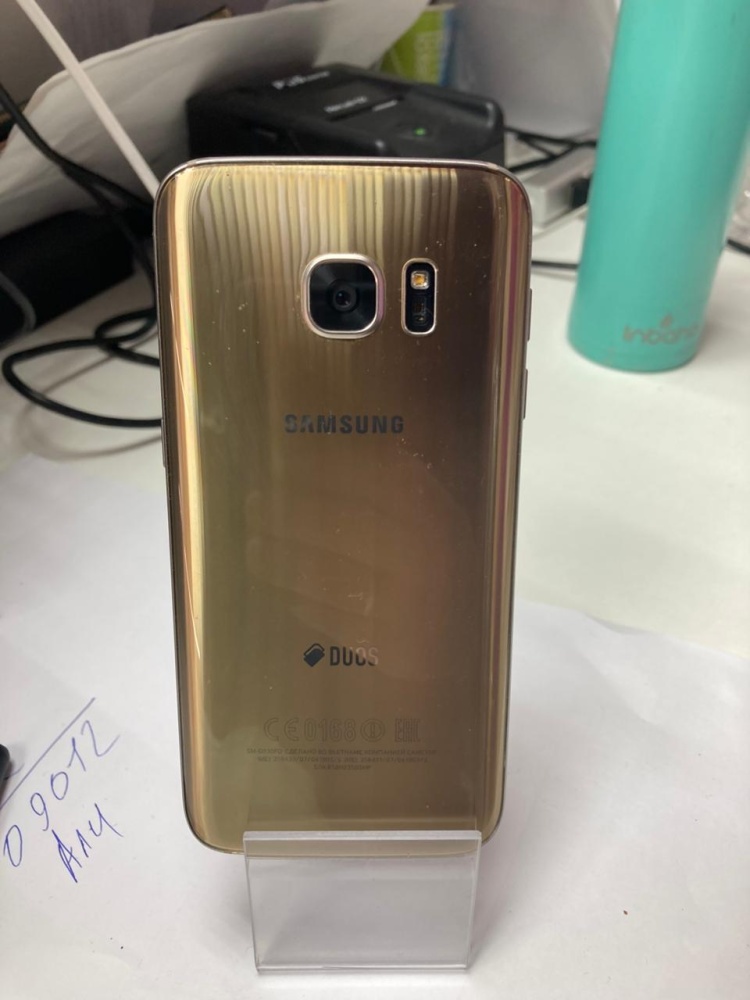 Смартфон Samsung S7 32 g