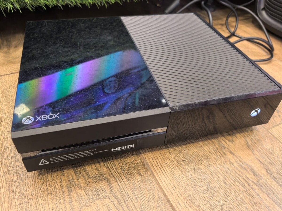 Игровая приставка XBOX ONE 500