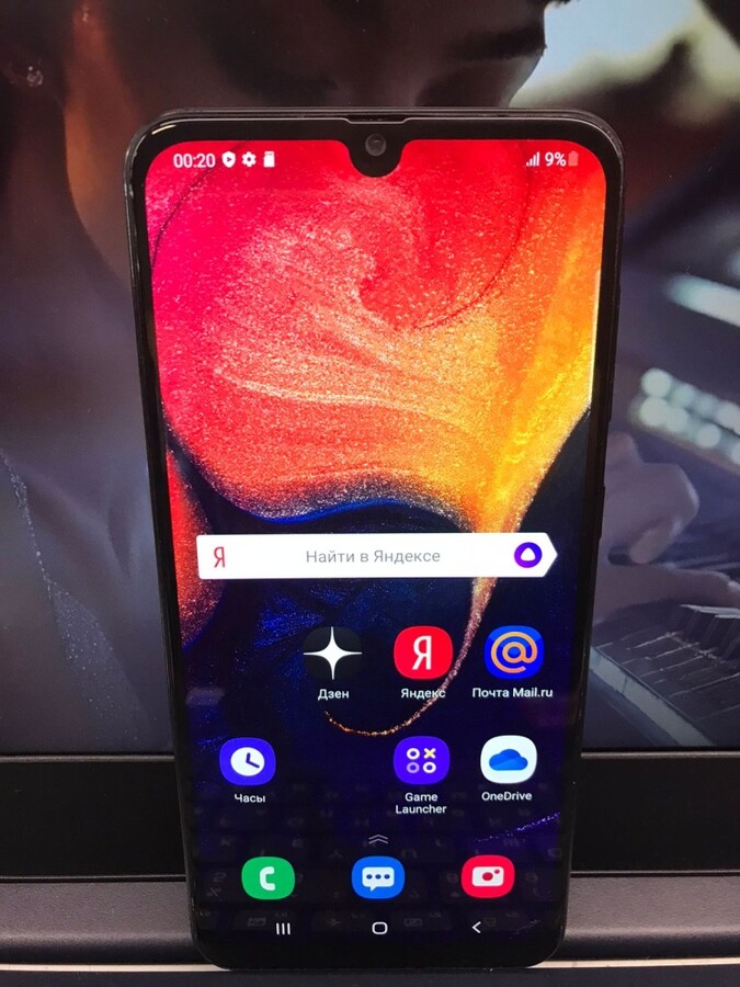 Смартфон Samsung A50 4\64