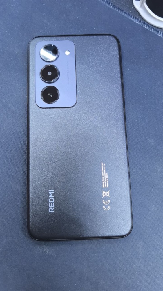 Смартфон Xiaomi Redmi 15 8/256